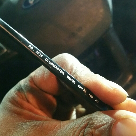 Ray-bans - Picture 2 of 3